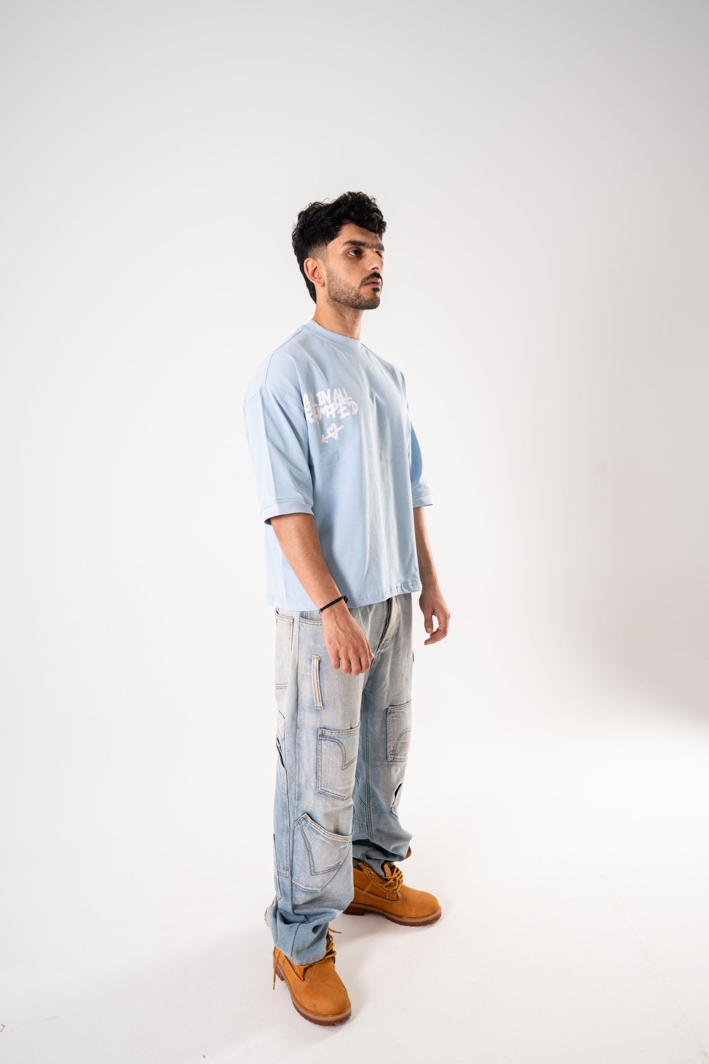 All-LOVE T-shirt in  baby blue
